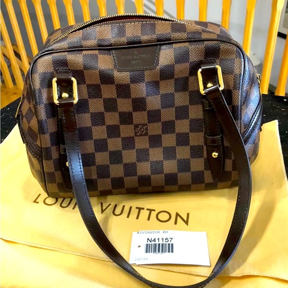 Meet your Posher, Camille - Picture 1 of 1